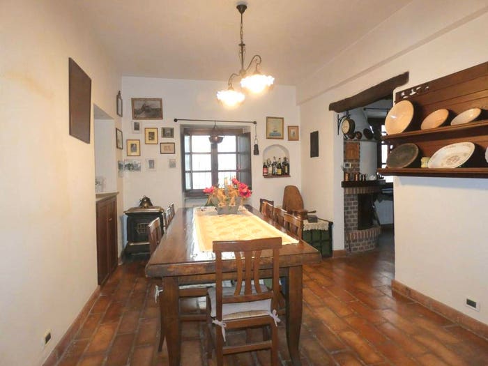 Casa con 5 locali in vendita in Via Tigliano, Centro, Capriata d'Orba