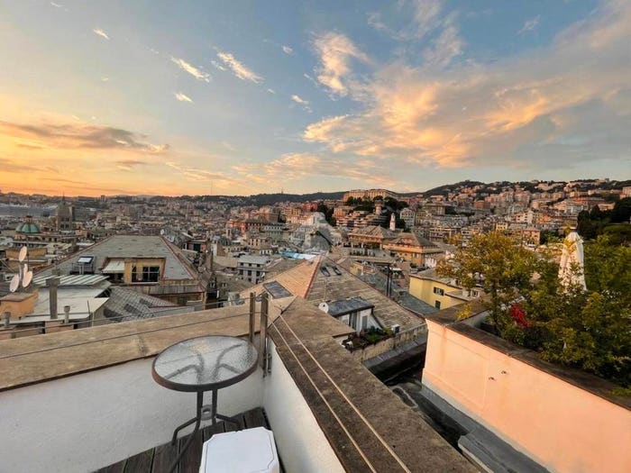 Casa bilocale in vendita in Via Roma, Maddalena, Genova