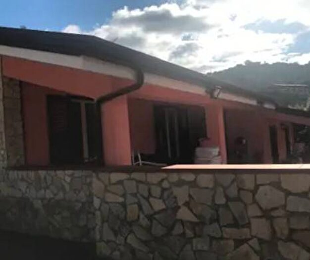 Appartamento con 5 locali in vendita in Contrada Calarco Sant'Agata di Militello ME Italia, Sant'Agata di Militello