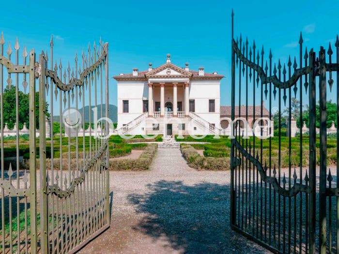 Casa con 6 locali in vendita in Via Rivella, Monselice
