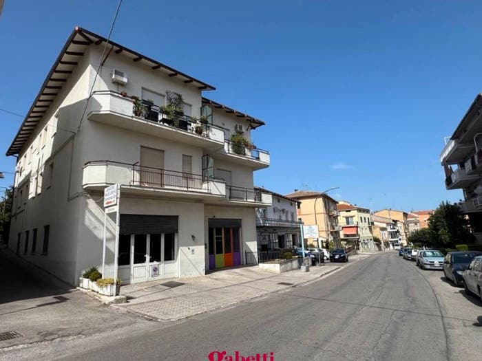 Appartamento con 5 locali in vendita in via alessandro manzoni, Centro, Cupello