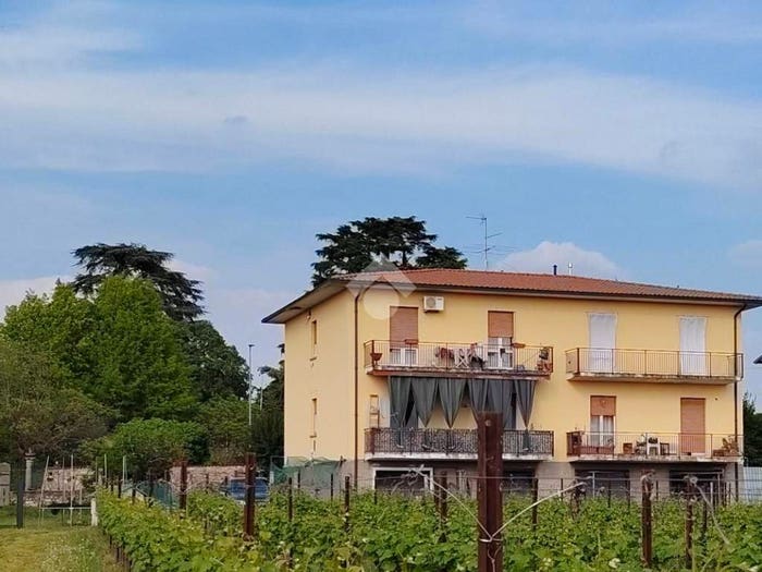 Appartamento trilocale in vendita in Via Dante Alighieri, Centro, Adro