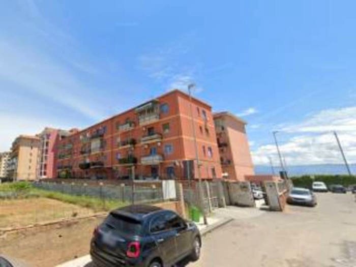 Appartamento con 5 locali in vendita in Via del Carmine Messina ME Italia, Minissale, Messina
