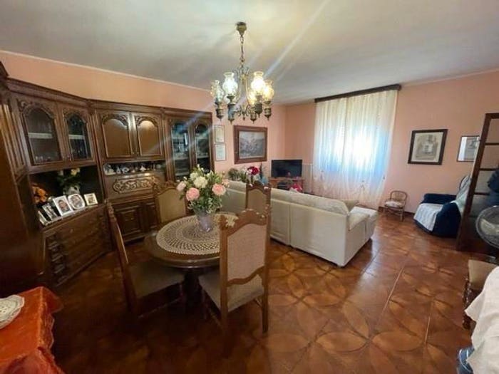 Casa quadrilocale in vendita in VIA ANTONIO LOCATELLI, Centro, Ghisalba