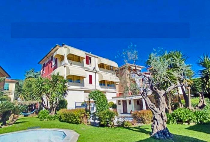 Appartamento con 6 locali in vendita in Via Divisione Coduri, San Salvatore, Cogorno