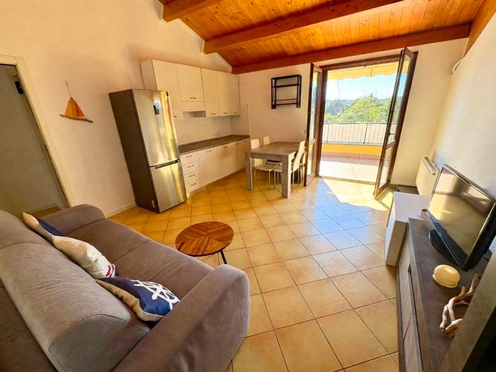 Appartamento bilocale in vendita in Via Gugliormella, Sirolo