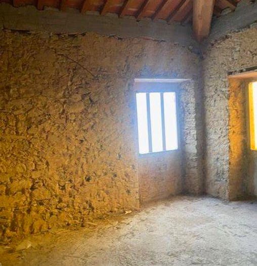 Appartamento con 5 locali in vendita in Via Antonio Gramsci, Centro, Montale