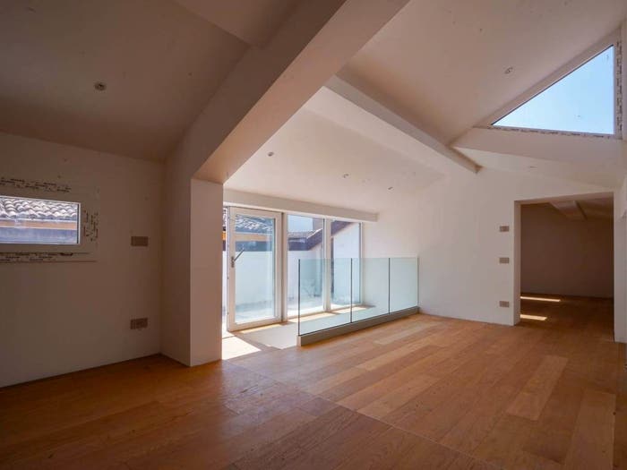 Appartamento quadrilocale in vendita in Vicolo San Tiburzio, Centro Storico, Parma