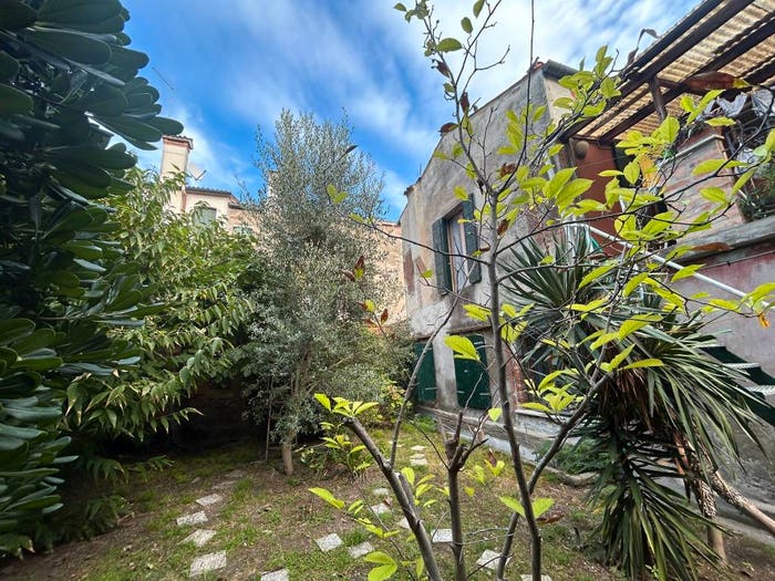 Appartamento con 6 locali in vendita in Dorsoduro San Barnaba, Venezia