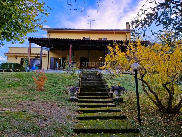 Casa con 6 locali in vendita in roncosambaccio, San Biagio Roncosambaccio, Fano