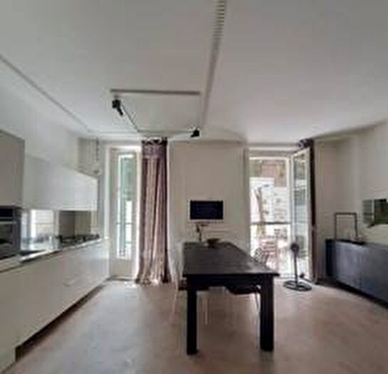 Appartamento quadrilocale in vendita in Adriatico, Ancona