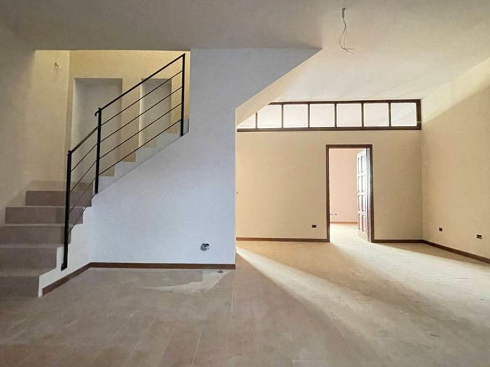 Appartamento con 6 locali in vendita in Corso Italia, Porta Crucifera, Arezzo