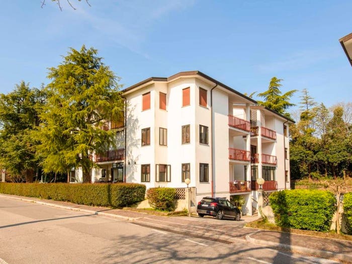 Appartamento con 6 locali in vendita in VIA GRADISCA, Centro, Farra d'Isonzo