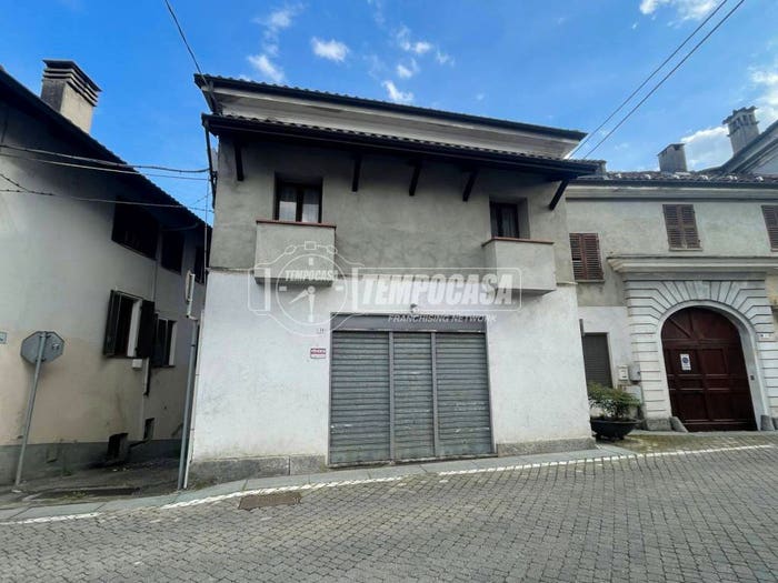 Casa con 6 locali in vendita in Via BAIRO VIA PRINCIPE TOMMASO, Bairo