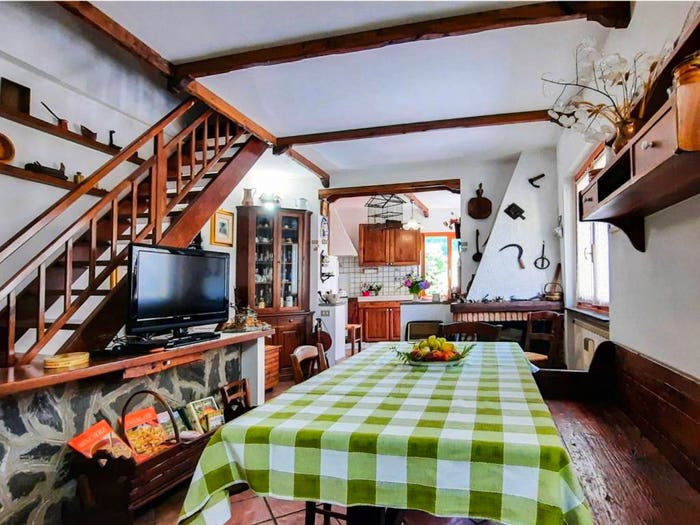 Casa trilocale in vendita in Via Brigati, Casale, Tornolo
