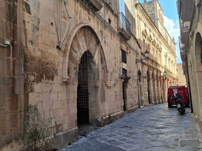 Appartamento con 6 locali in vendita in Ortigia, Siracusa
