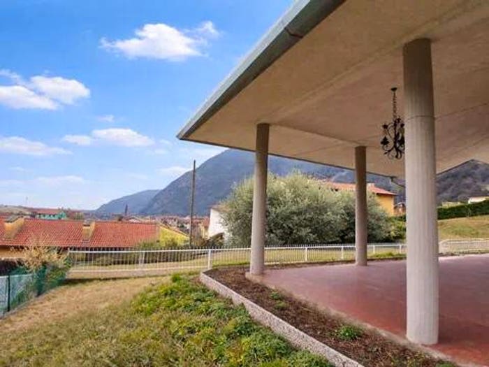 Casa con 5 locali in vendita in Bassano del Grappa