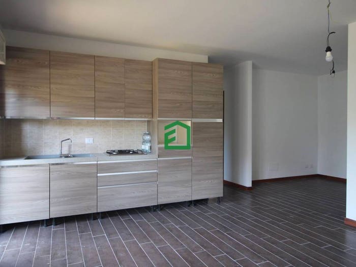 Appartamento trilocale in vendita in Viale Cesare Battisti, Attigliano