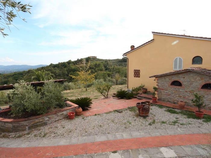 Casa con 6 locali in vendita in San Felice, Pistoia