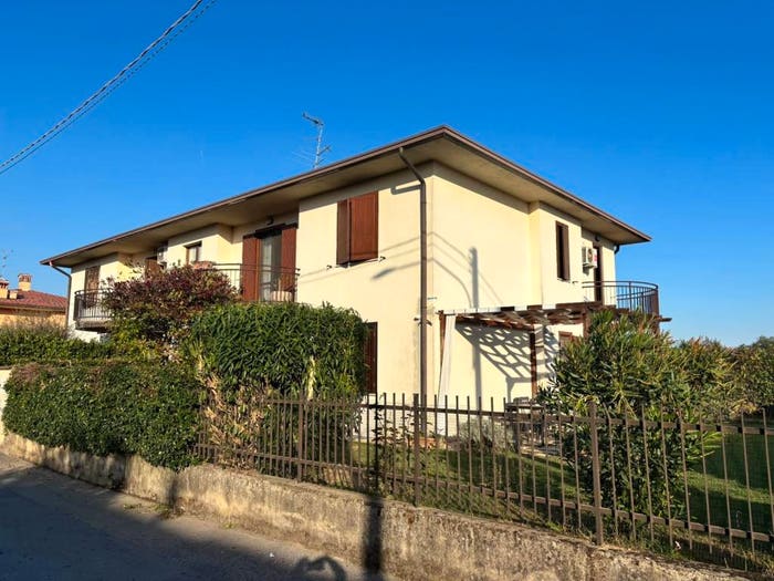 Appartamento con 5 locali in vendita in Via Don F Boifava, Centro, Manerbio