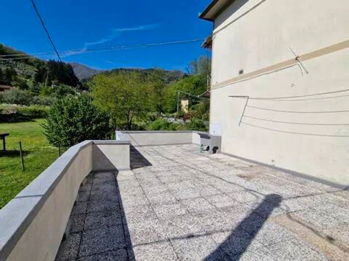 Appartamento quadrilocale in vendita in Via Di Pescaglia, Trebbio, Pescaglia