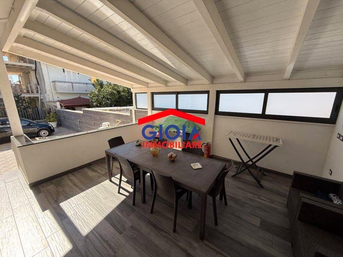 Casa con 5 locali in vendita in Via Garda, Mondragone