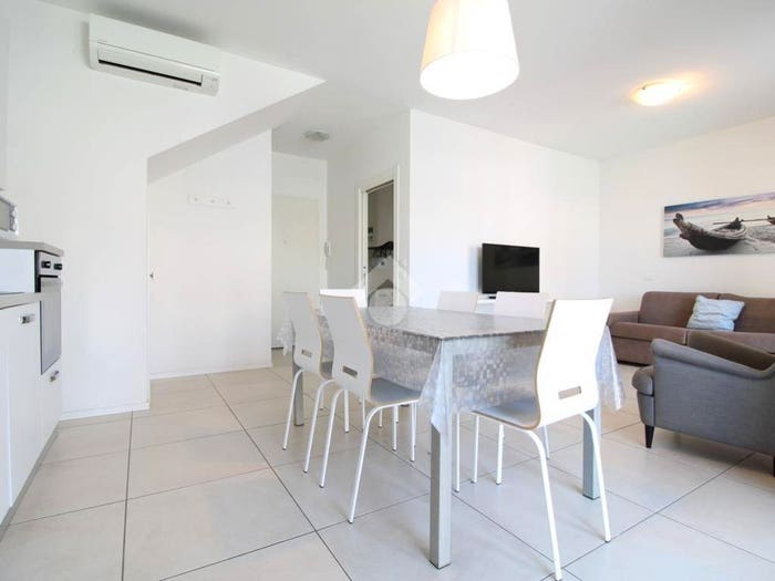 Appartamento trilocale in vendita in Via Torcello, Lido Est, Jesolo
