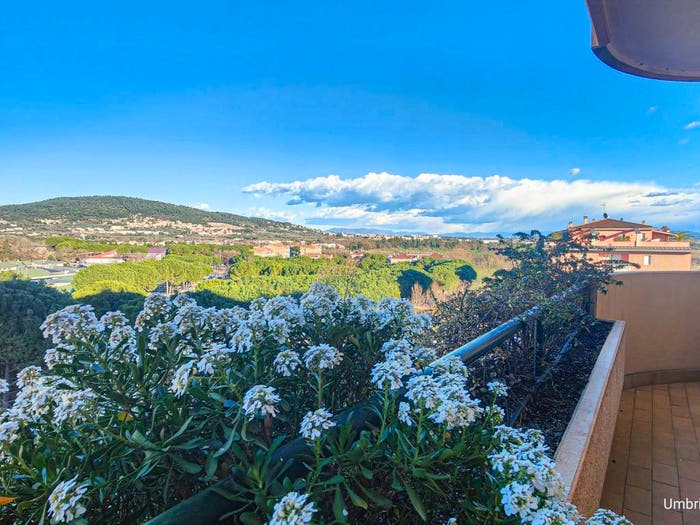 Appartamento quadrilocale in vendita in Via Emanuele Petri, Corciano