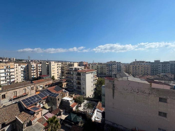 Casa con 6 locali in vendita in Via Rasà, Cibali, Catania