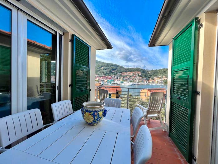 Casa con 6 locali in vendita in Via del Vecchio Ospedale, Centro Storico, La Spezia