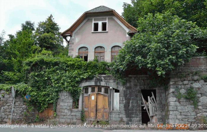 Casa con 6 locali in vendita in Via Loreto, Lanzo Torinese