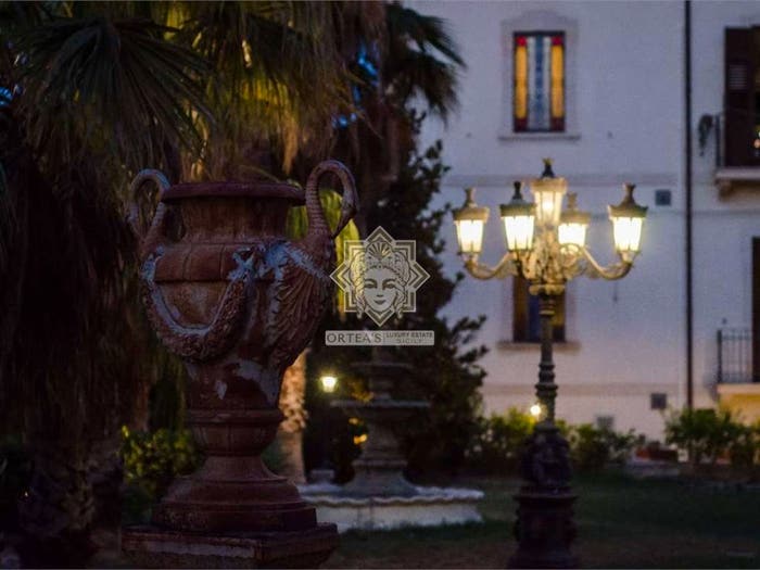 Casa con 6 locali in vendita in Via pola, Centro, Noto