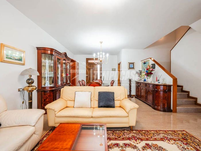 Casa con 6 locali in vendita in Via Luciano Zonarelli, Granarolo Dell'Emilia E Via Dagol, Granarolo dell'Emilia