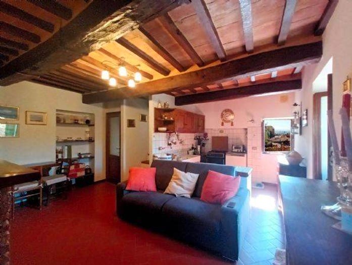 Casa con 6 locali in vendita in Vicolo del Forno, Centro, Cetona