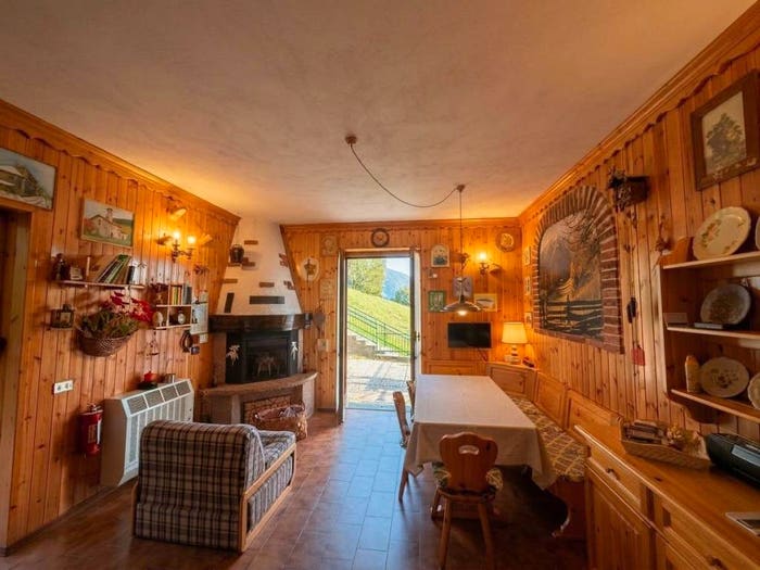 Casa trilocale in vendita in Via Fra' Cecilio, Costa Di Serina, Costa Serina