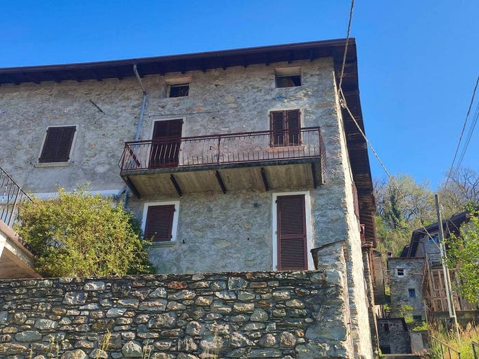 Casa con 5 locali in vendita in Località Traversa, Gravedona ed Uniti