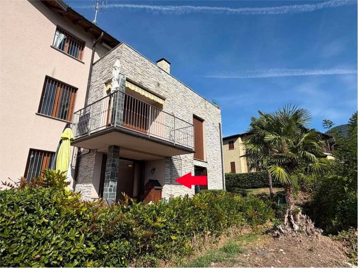 Appartamento trilocale in vendita in Centro, Porto Valtravaglia