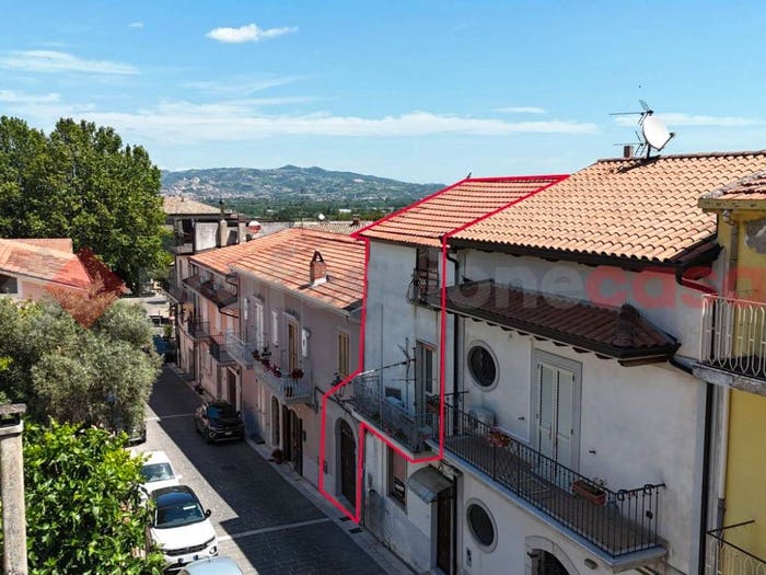 Casa quadrilocale in vendita in Via San Gennaro A, Trescine, Cervinara