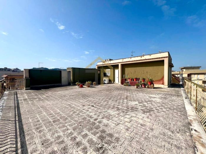 Appartamento con 6 locali in vendita in Via Fryderyk Chopin, Centro, Bagheria