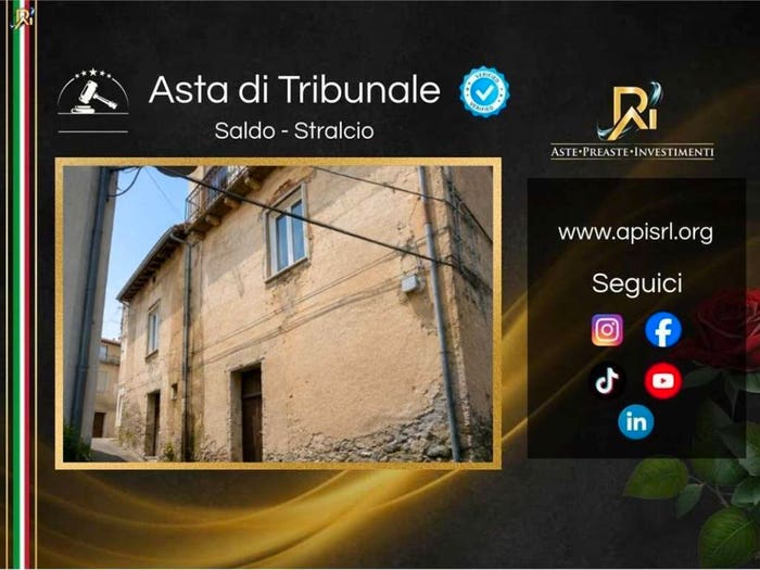 Appartamento con 6 locali in vendita in Via Discesa Nettuno, Centro, Aprigliano