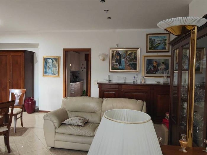 Appartamento con 5 locali in vendita in Via Coscarella, Stadio Città, Cosenza
