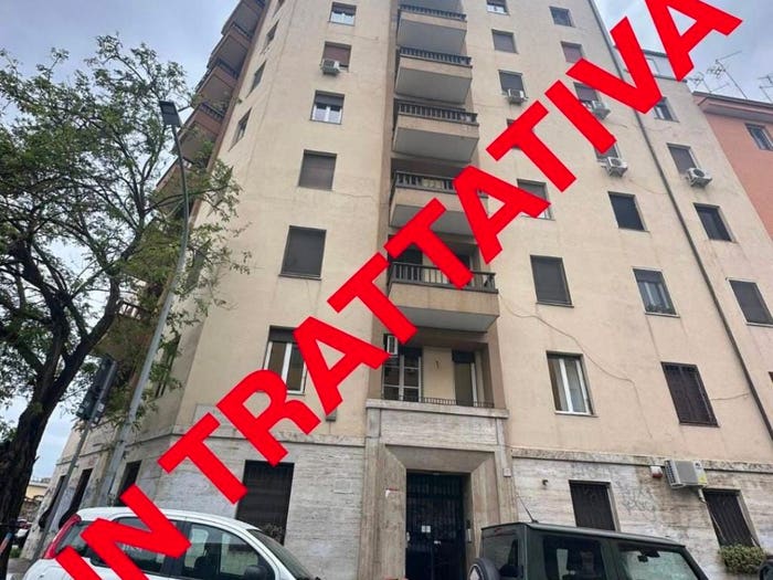 Appartamento trilocale in vendita in Via Cittaducale, Villa Fiorelli, Roma