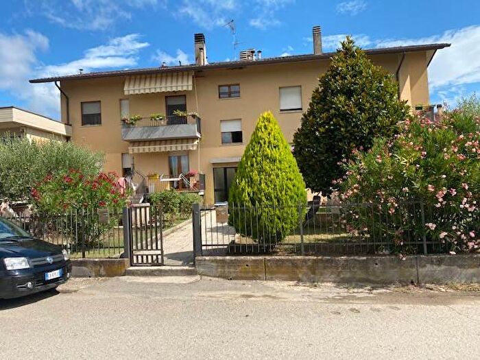 Appartamento quadrilocale in vendita in Via Gualtiero Gustinelli, Citta' Di Castello