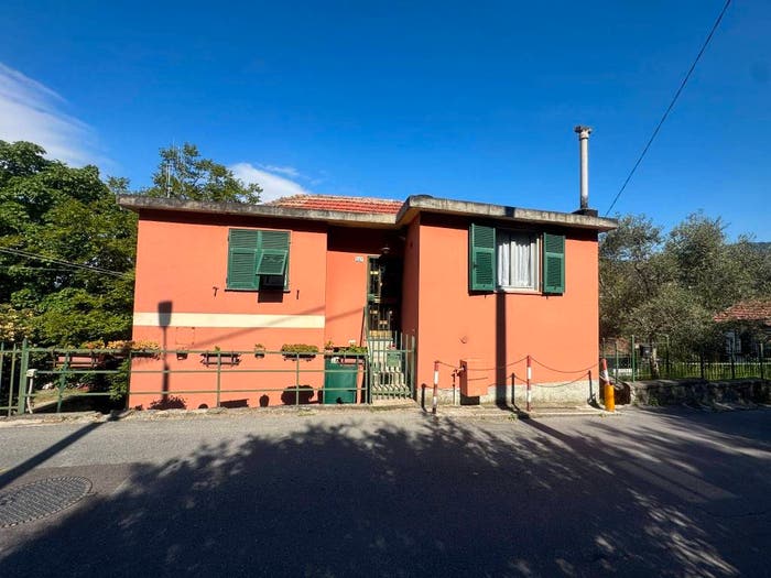 Casa quadrilocale in vendita in Via Giovanni da Verrazzano, Bavari, Genova