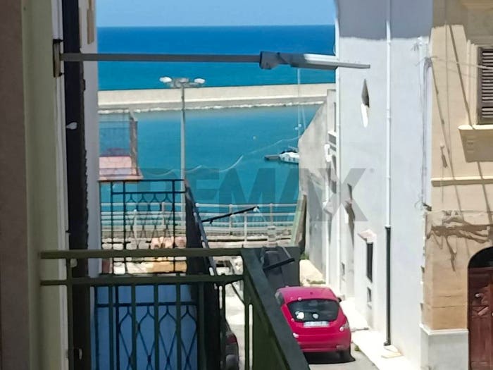 Appartamento quadrilocale in vendita in Via G Garibaldi, Balestrate Foce, Balestrate