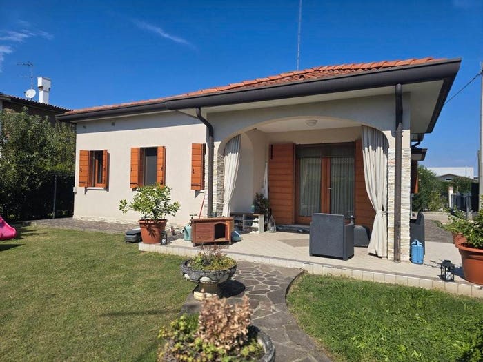 Casa con 5 locali in vendita in Via Etruria, Mestre, Venezia