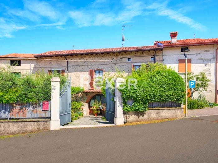 Casa con 5 locali in vendita in Via San Giorgio Sopra, Centro, Calvagese della Riviera