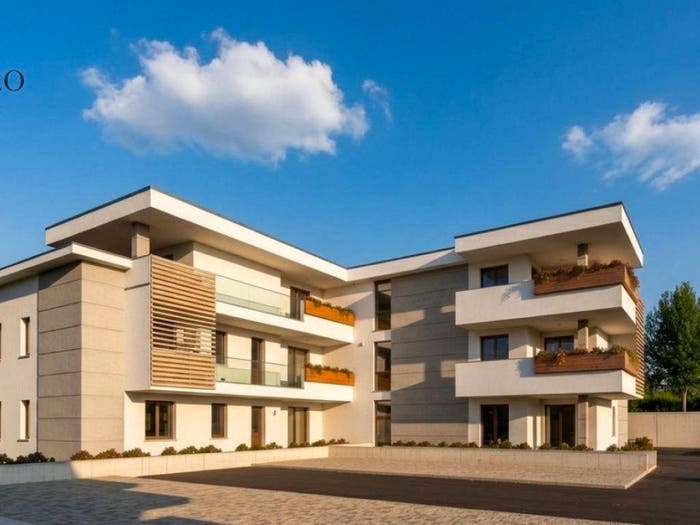 Appartamento quadrilocale in vendita in Via Scuderlando, Borgo Roma, Verona