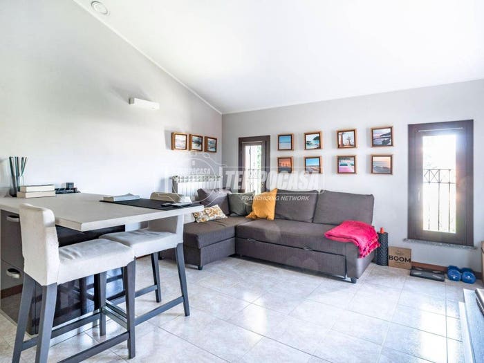 Appartamento bilocale in vendita in Via Johann Sebastian Bach, Centro, Caronno Pertusella