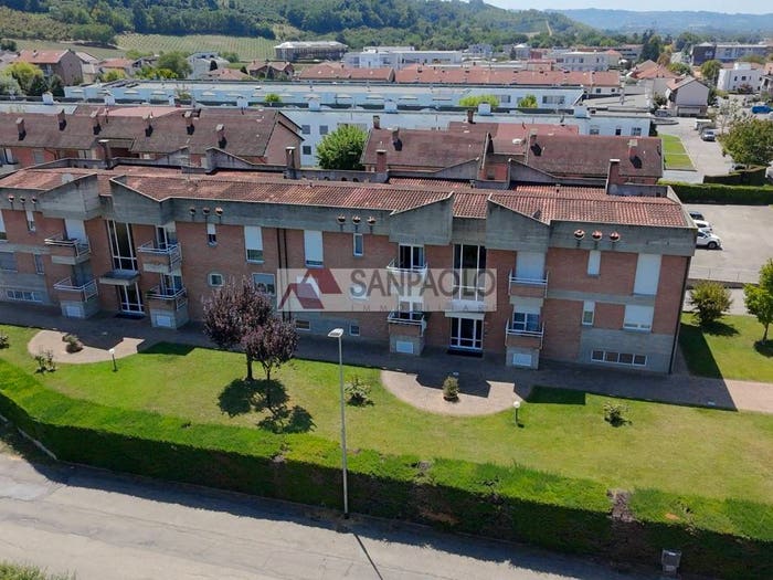Appartamento quadrilocale in vendita in Località San Cassiano, San Cassiano, Alba